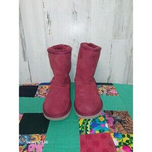UGG Classic Short II Timeless Red Suede Fur Boots Womens Size 6